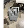 Image 1 : Oxygen machine