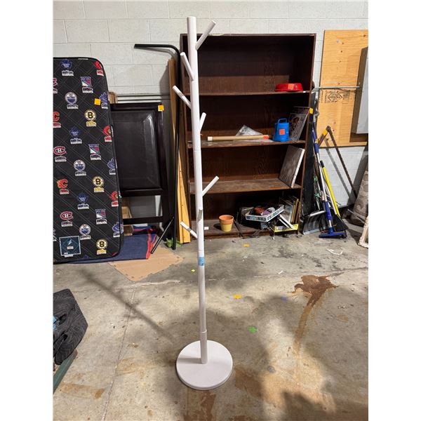 Coat stand