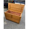 Image 2 : Cedar chest