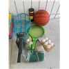 Image 1 : Sports items