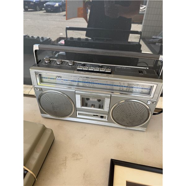 JVCMFM cassette player