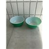 Image 2 : Green Pyrex mixing bowls