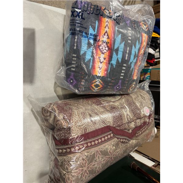 2 blankets comforter
