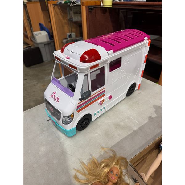 Barbie van