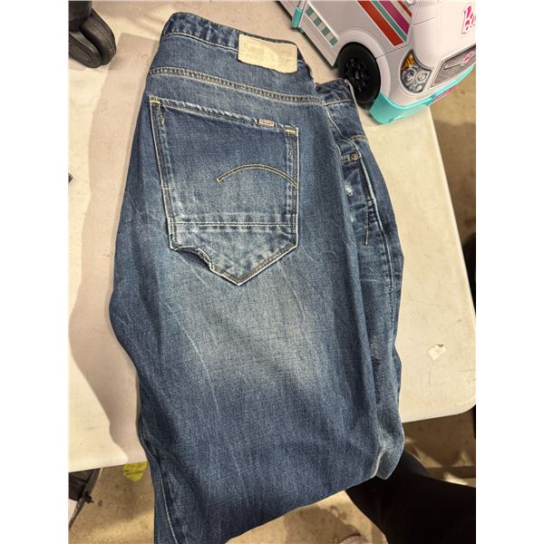 Raw jeans, size 25