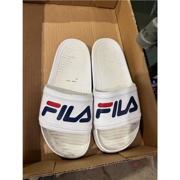 Fila  slides men's size 7 women's size 8