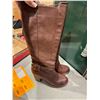 Image 1 : Boots size 9