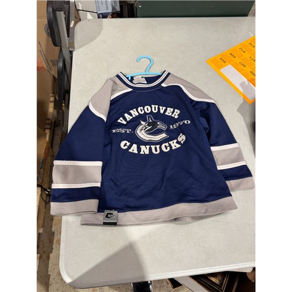 Vancouver Canucks child size 6 jersey