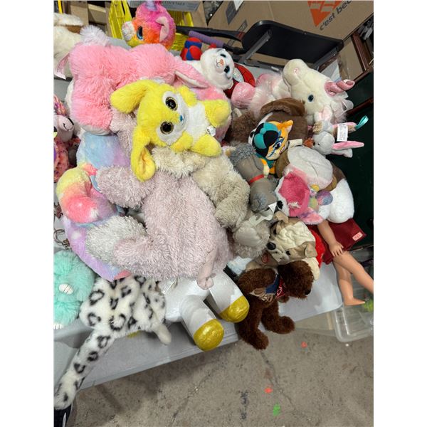 Assorted stuffy's
