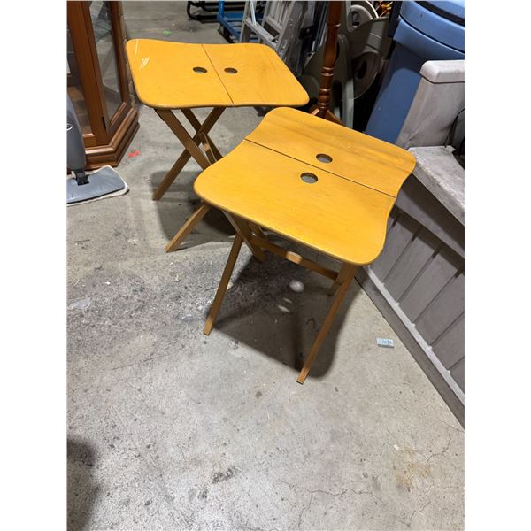 2 folding tables