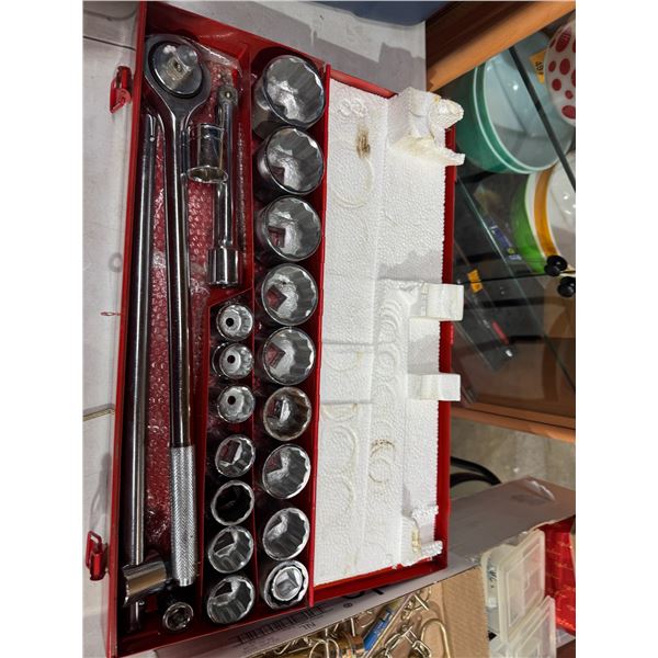 Large socket set