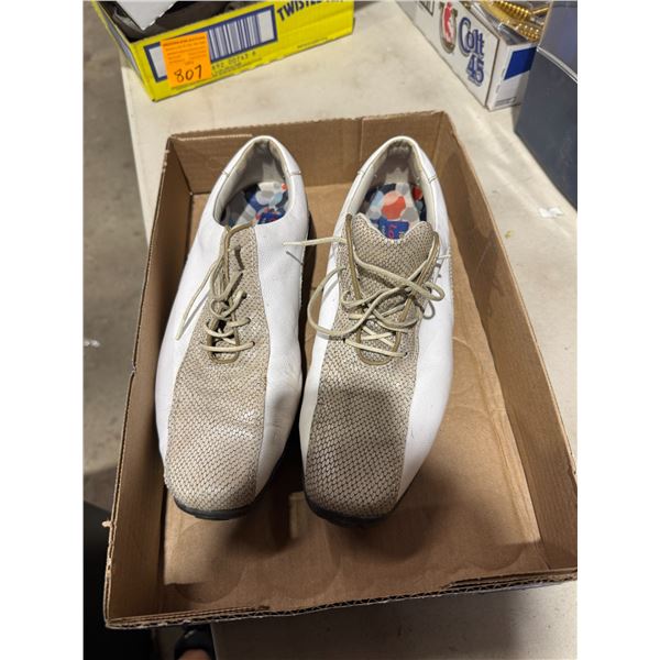 Foot joy, golf shoes size not shown