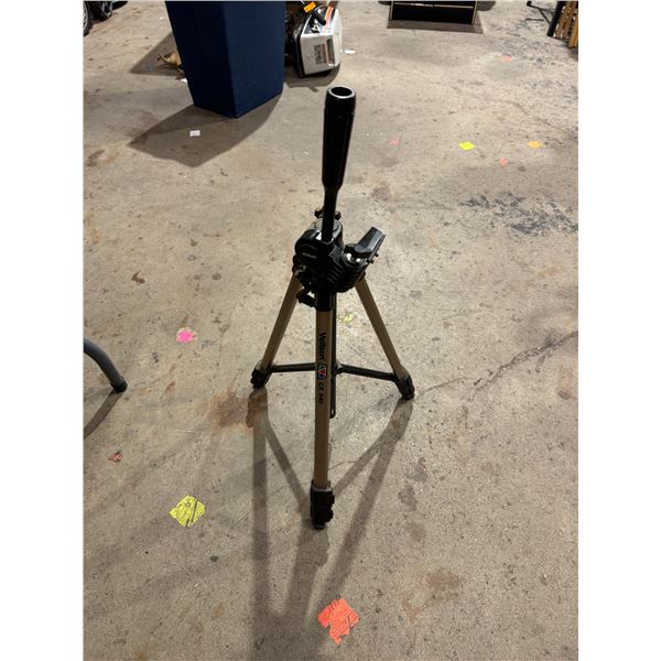 Velbon cx540 tripod stand