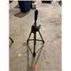 Image 1 : Velbon cx540 tripod stand