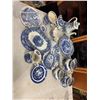 Image 1 : Collectible dishware assorted