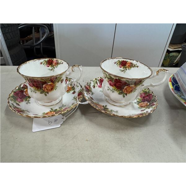 2 Royal Albert old country roses, cup/saucer set