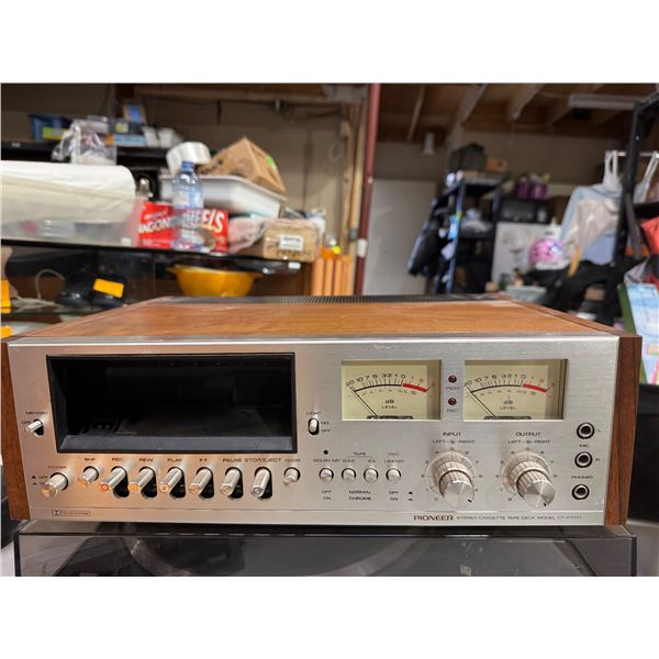 Pioneer stereo cassette tape deck model CTF717