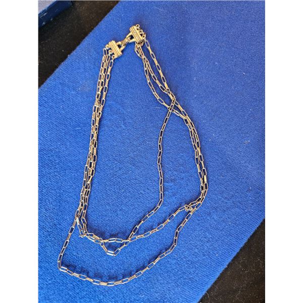 3 chain necklace