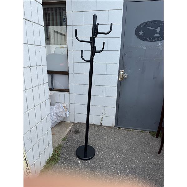 Coat stand