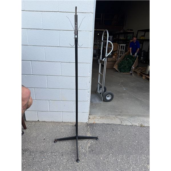 Coat stand