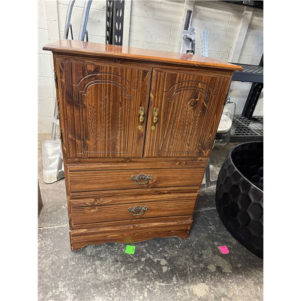 Dresser