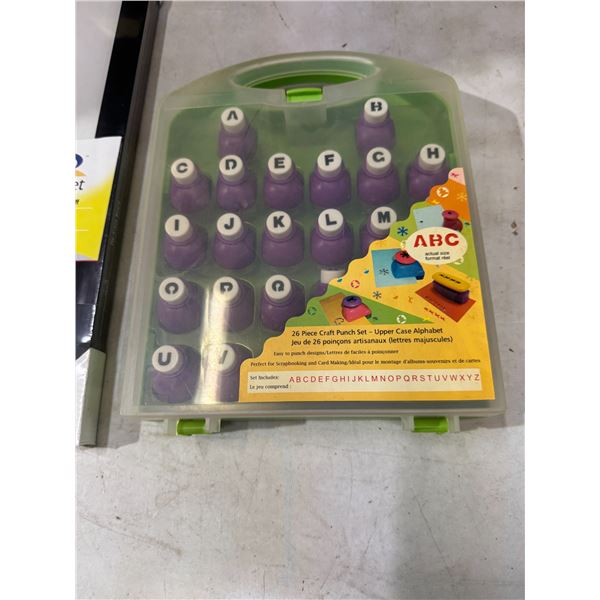 Craft punch set