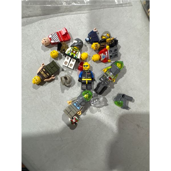 Assorted Lego men