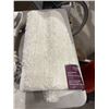 Image 1 : Highlander 2' x 3' tufted bath mat new