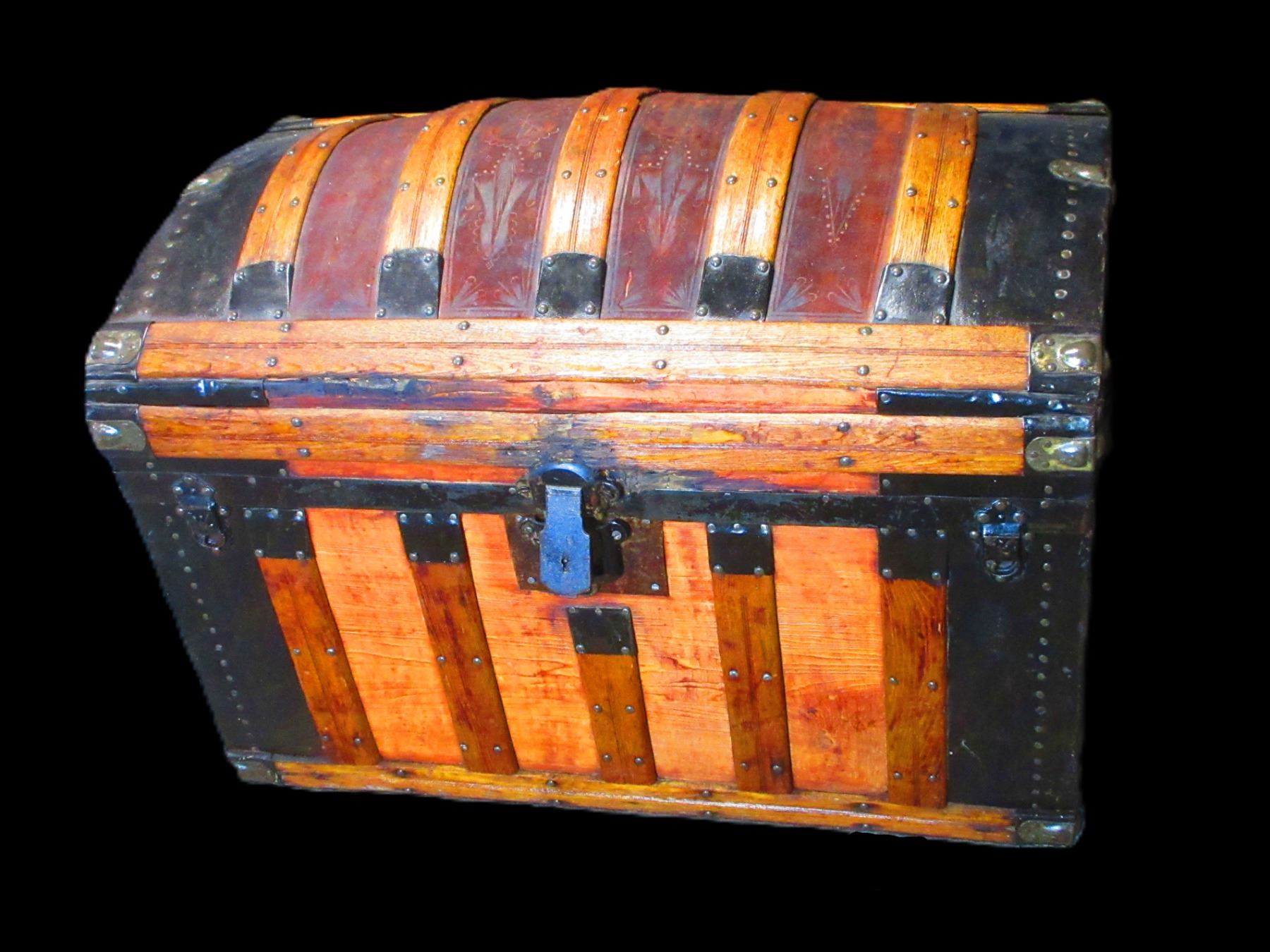 Restored Round Top Trunk- 22