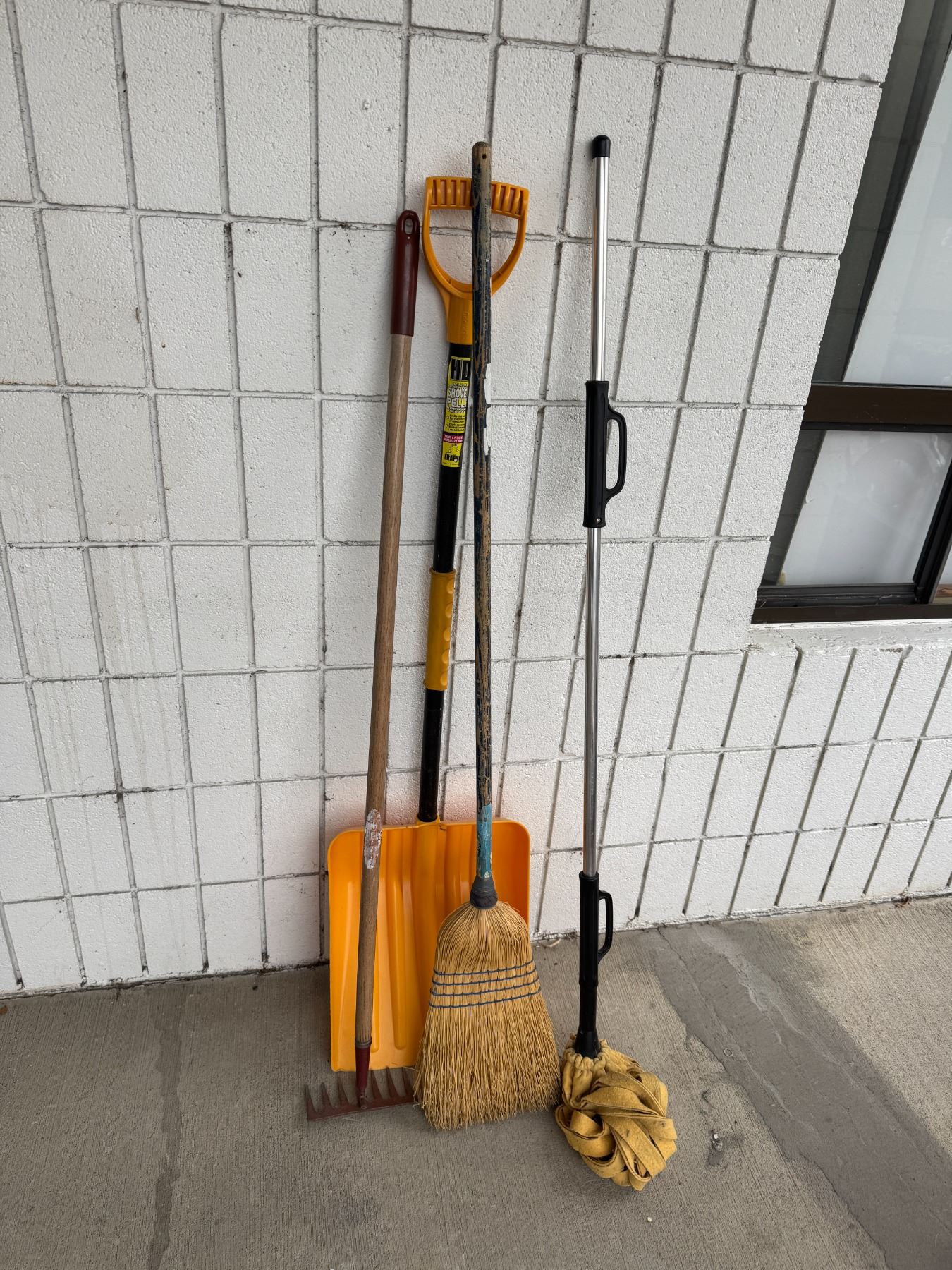 Shovel Broom mop rake