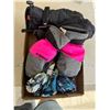 Image 1 : Mitts, etc.