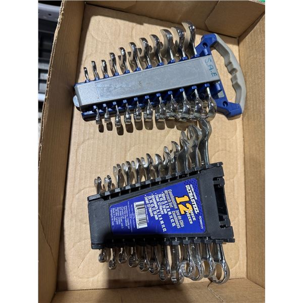 Combination wrench set and other wrench set