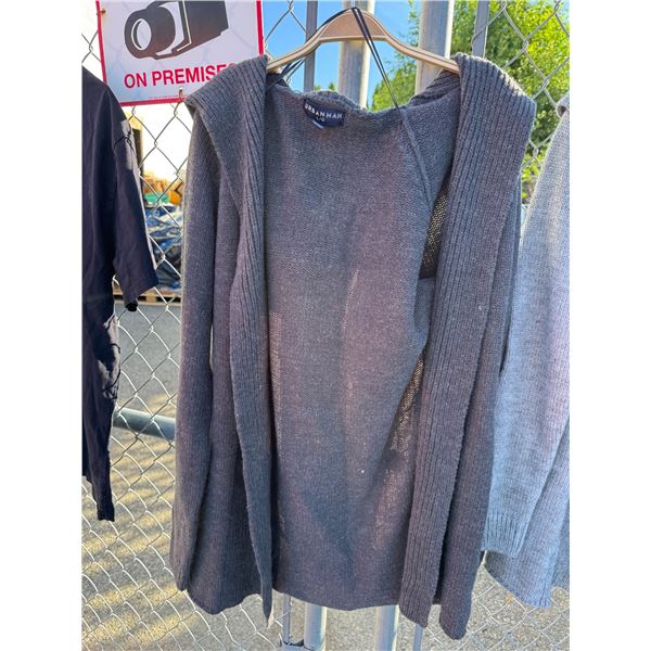 Urban man, large sweater