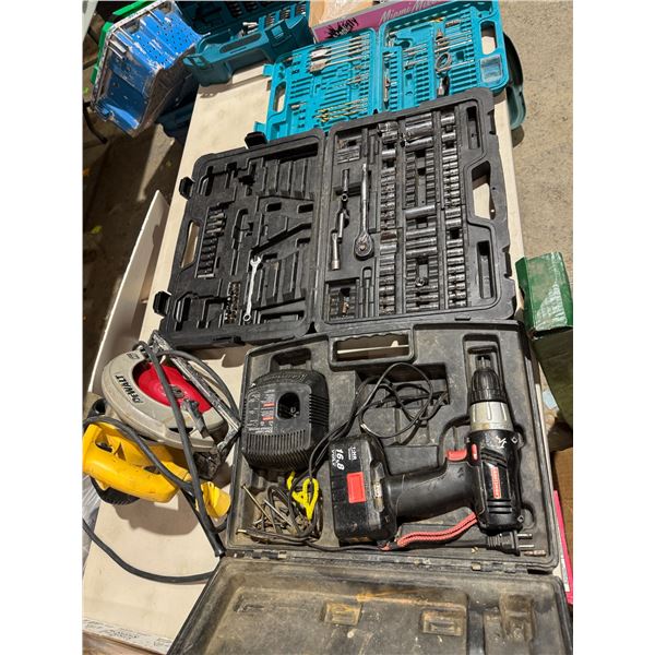 Dewalt, Skil saw and assorted tools