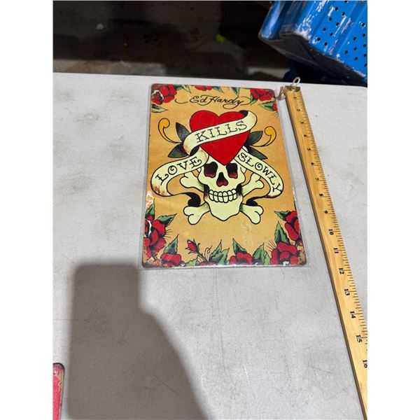 Ed Hardy love kills slowly tin