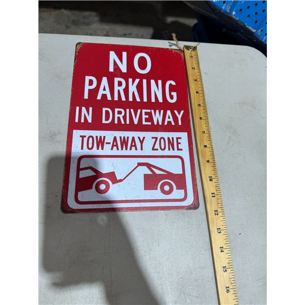 No parking in driveway to away zone