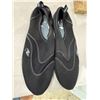 Image 1 : Water shoes 9/10