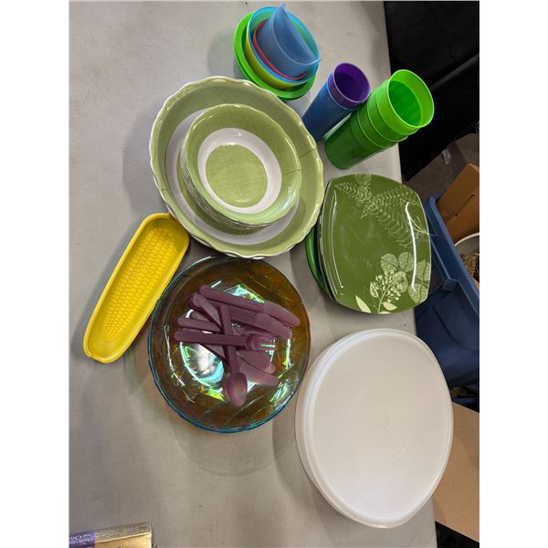 Tupperware container and assorted patio dishes