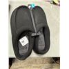 Image 1 : Men's slipper size medium