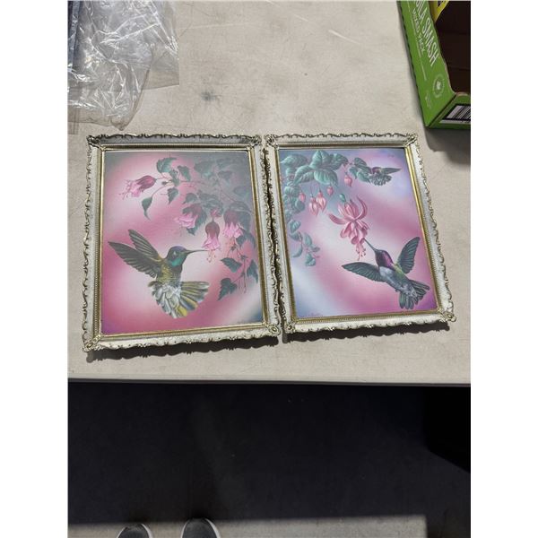 2 hummingbird prints