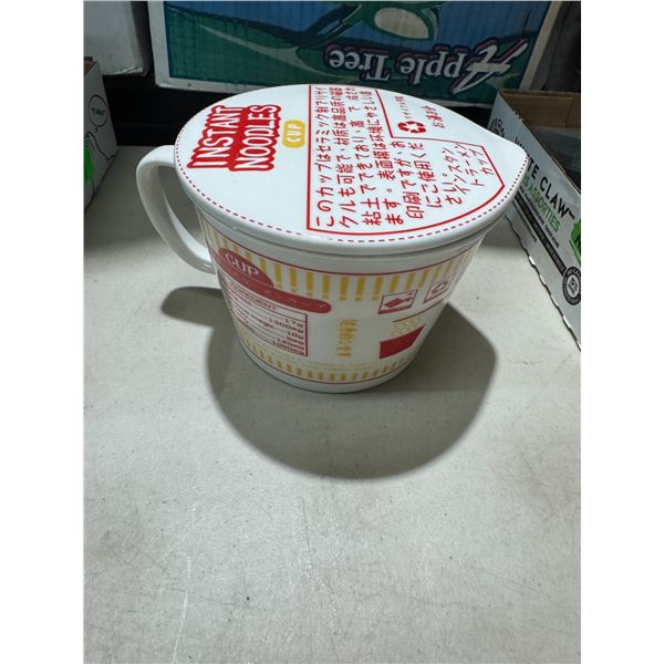 Intand noodles pot with lid