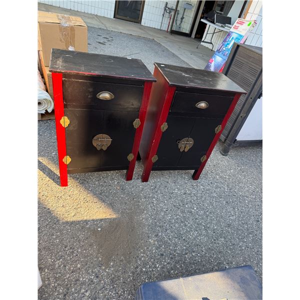 Pair of side table