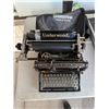 Image 1 : Underwood  typewriter