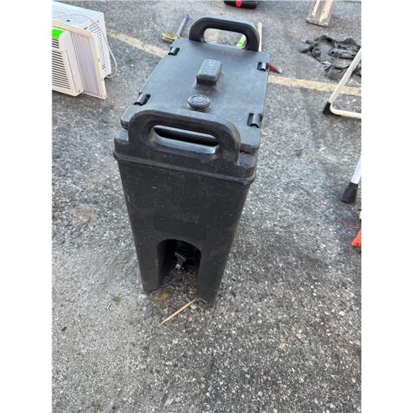 CAMBRO beverage dispenser Cool