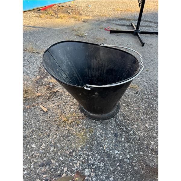 Coal bucket