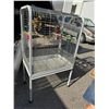 Image 1 : Birdcage