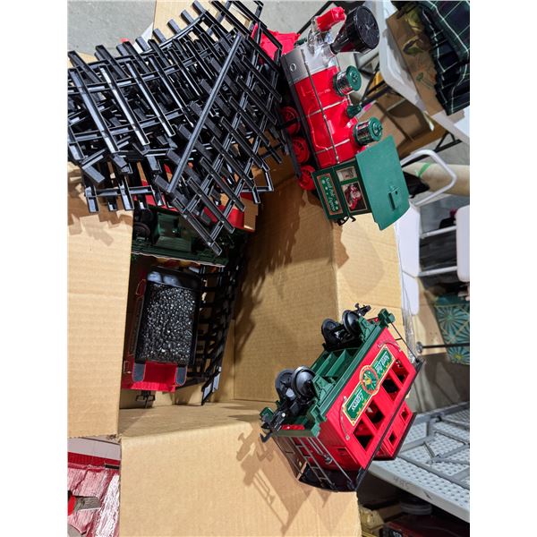 Christmas train one track is broken but works