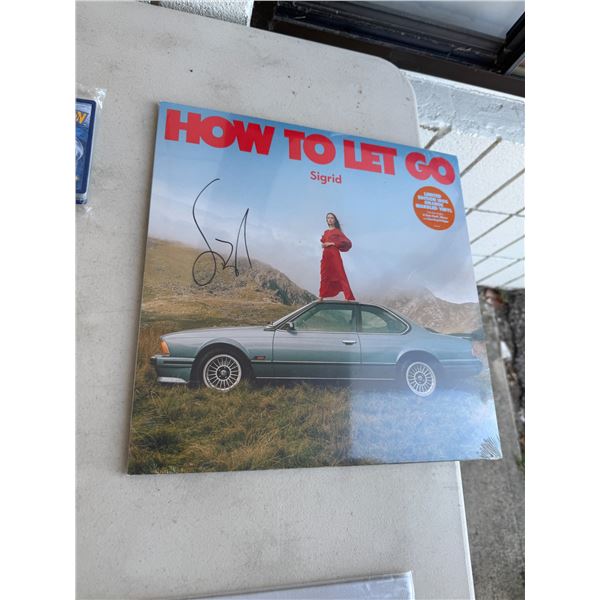 Signed how to let go, Sigrid record