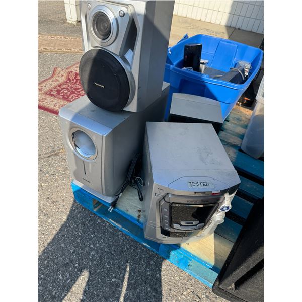 Panasonic CD stereo system SA – AK 200