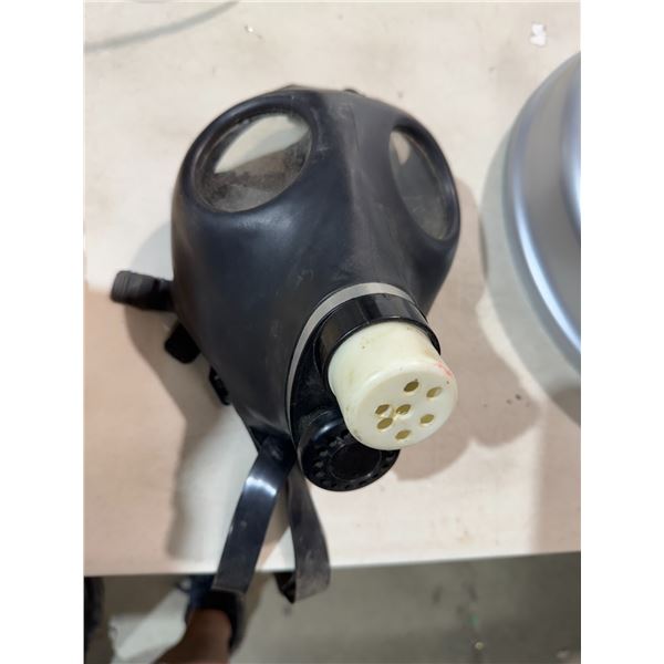 Gas mask